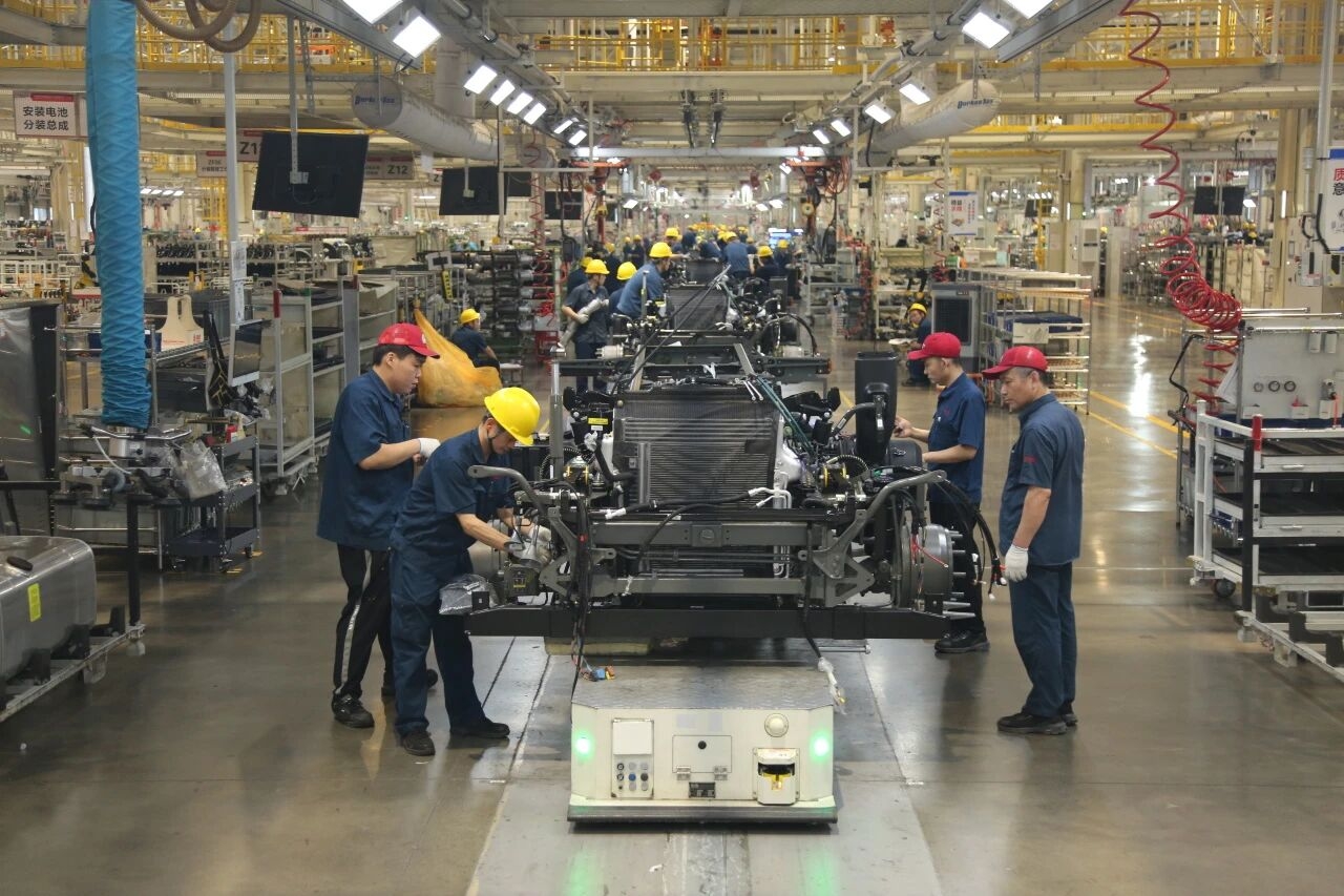 分秒必争 决战决胜 装卸服务扛牢使命勇争先，全力提产保供冲刺全年目标